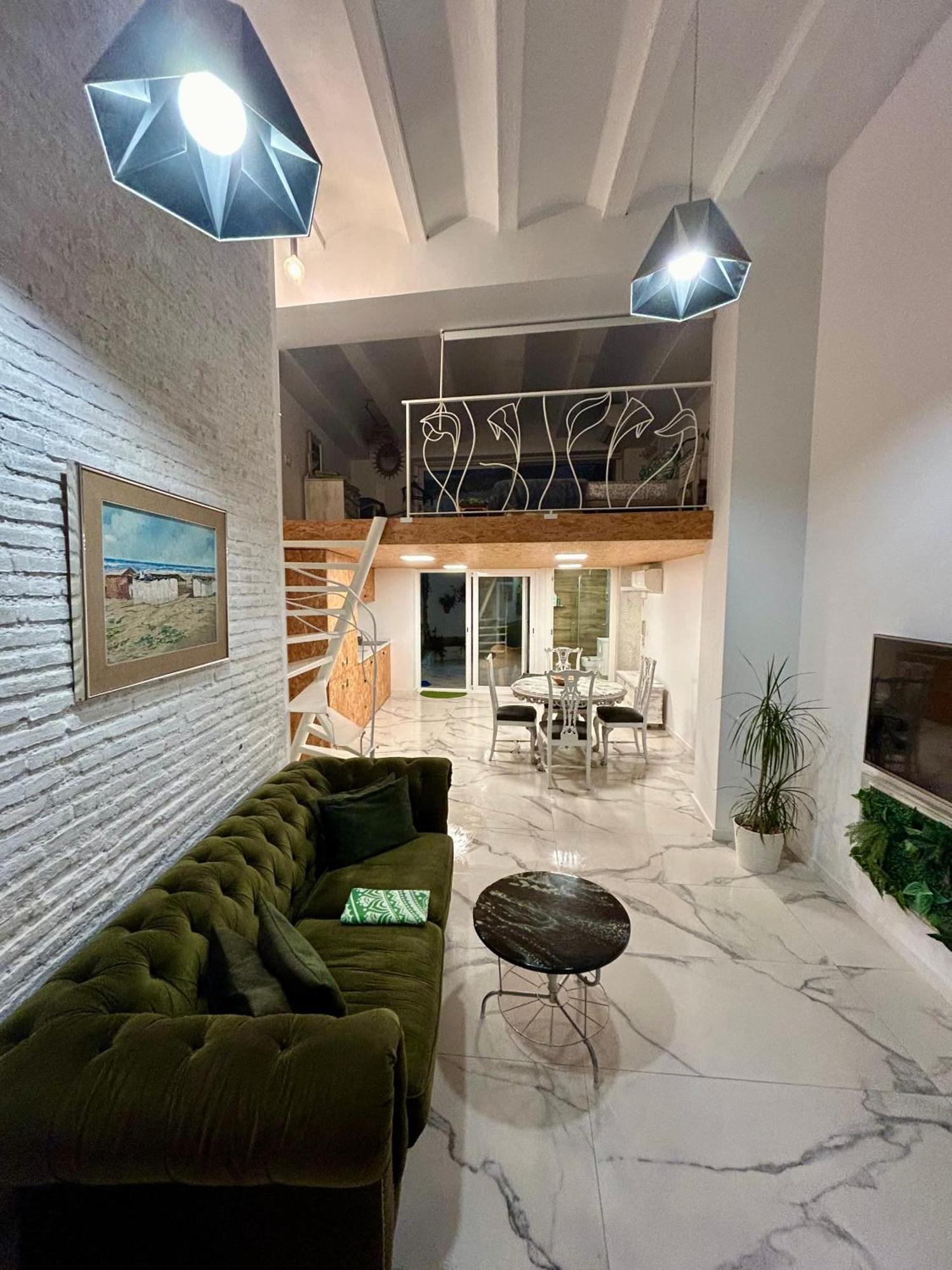 Loft Con Mucha Luz En El Centro Barrio Ruzafa Villa Valencia Bagian luar foto