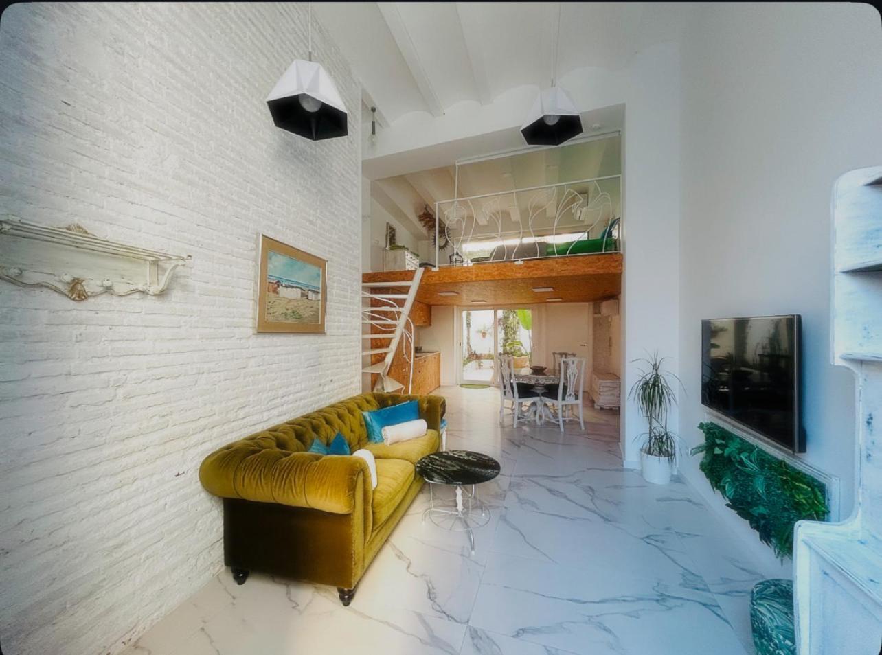 Loft Con Mucha Luz En El Centro Barrio Ruzafa Villa Valencia Bagian luar foto