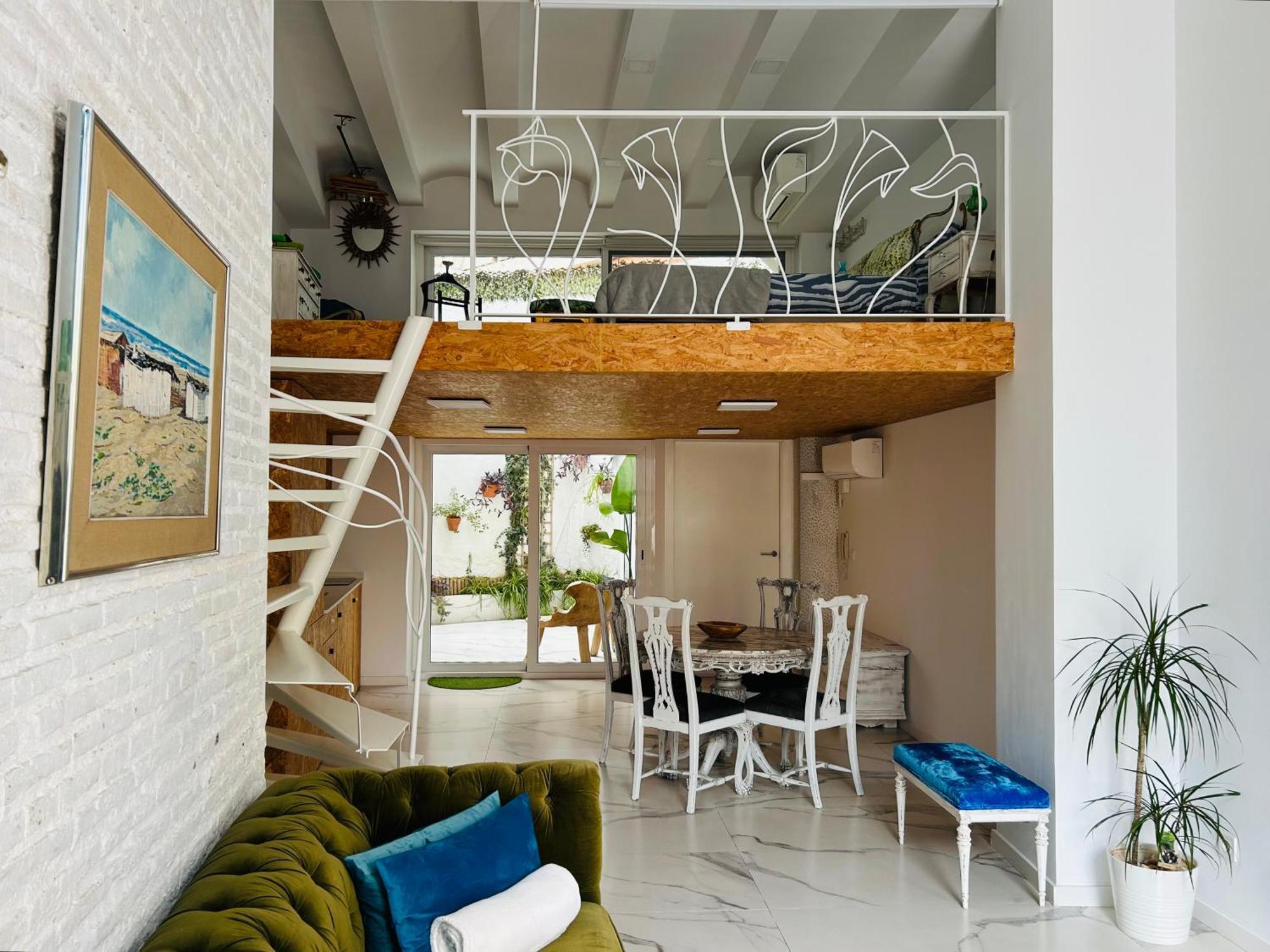 Loft Con Mucha Luz En El Centro Barrio Ruzafa Villa Valencia Bagian luar foto
